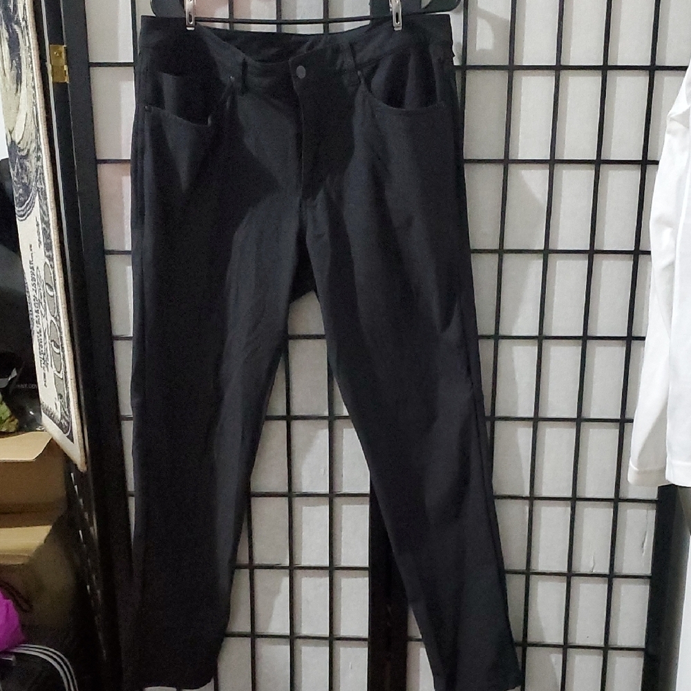 Lululemon Stylish Black Pants